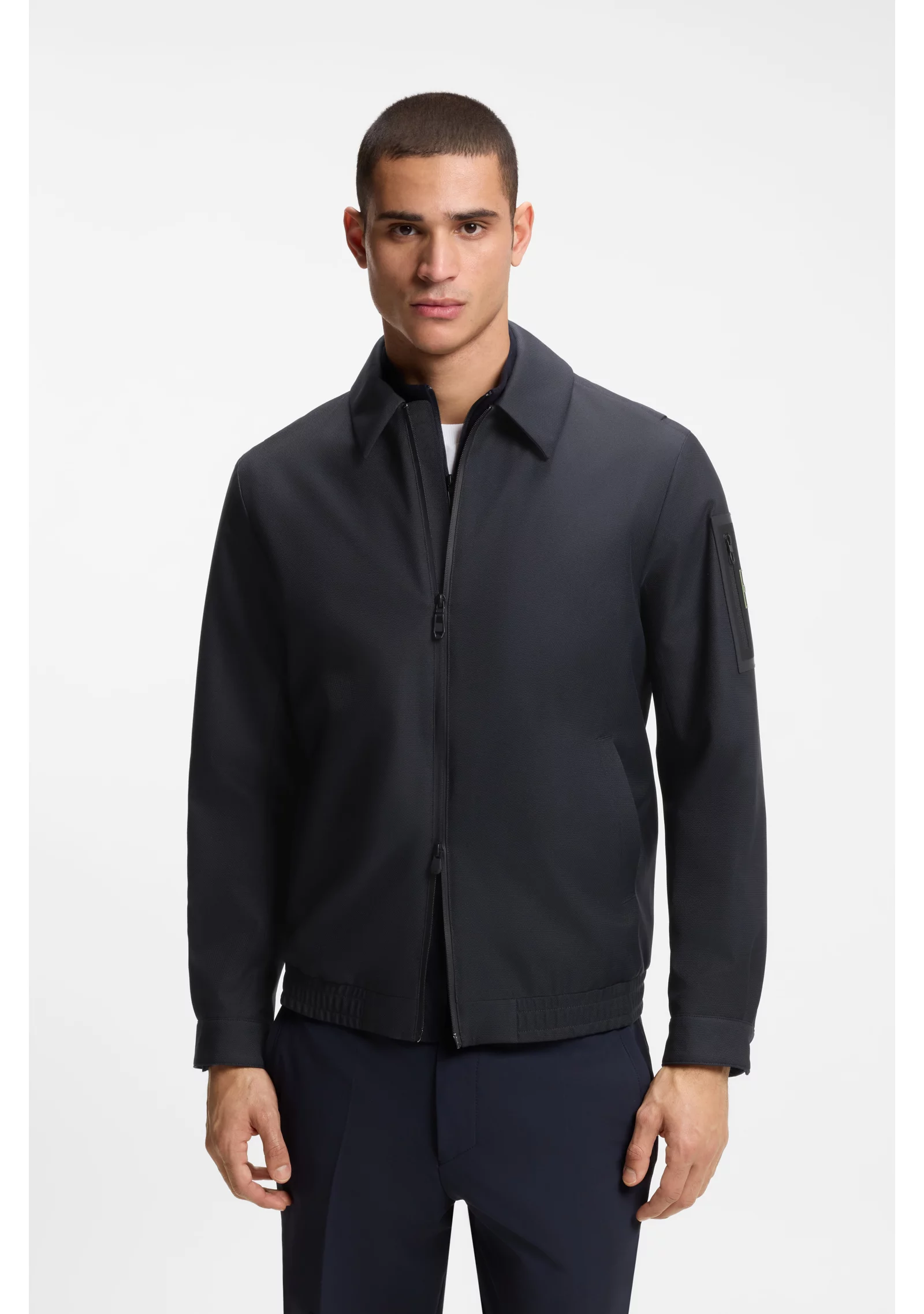 hbeu50561426_402_350 Water-repellent jacket in stretch material - Image 1