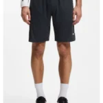Active Stretch-fabric shorts with mesh pocket bags