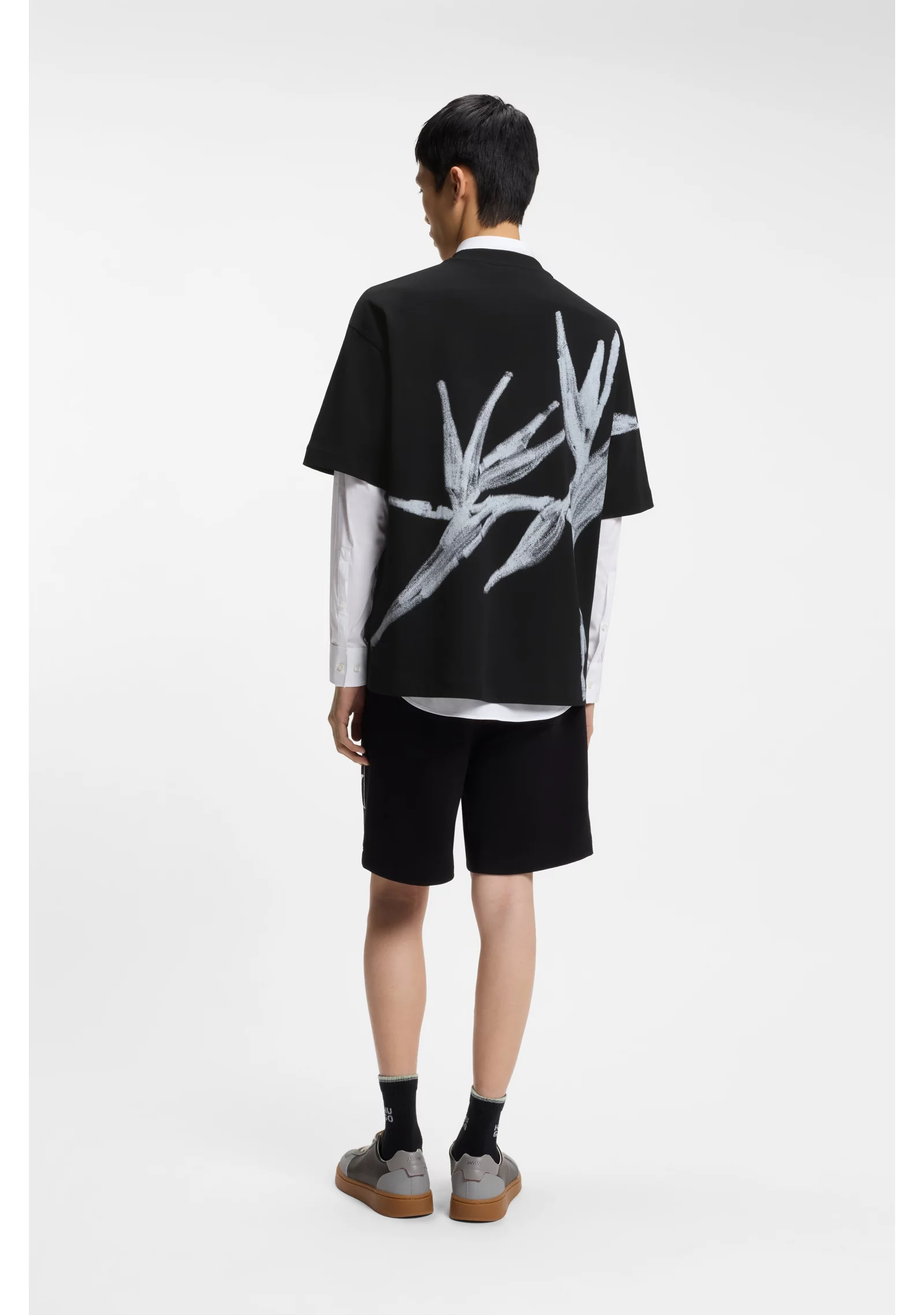 hbeu50563445_001_360 Oversize-fit cotton T-shirt with bold printed logo - Image 1