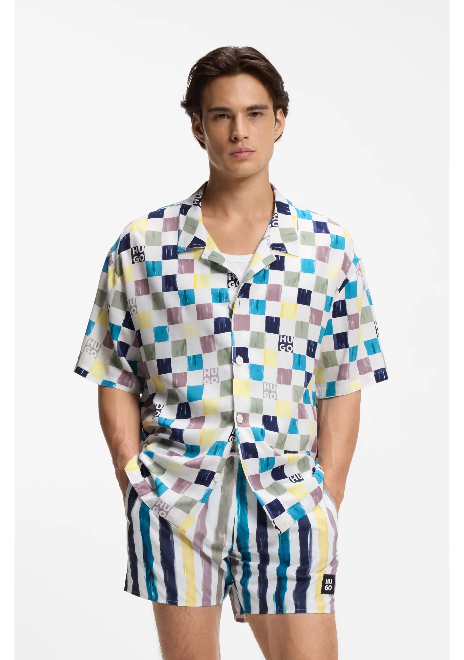 hbeu50540065_393_350 Relaxed-fit shirt with floral print - Image 1