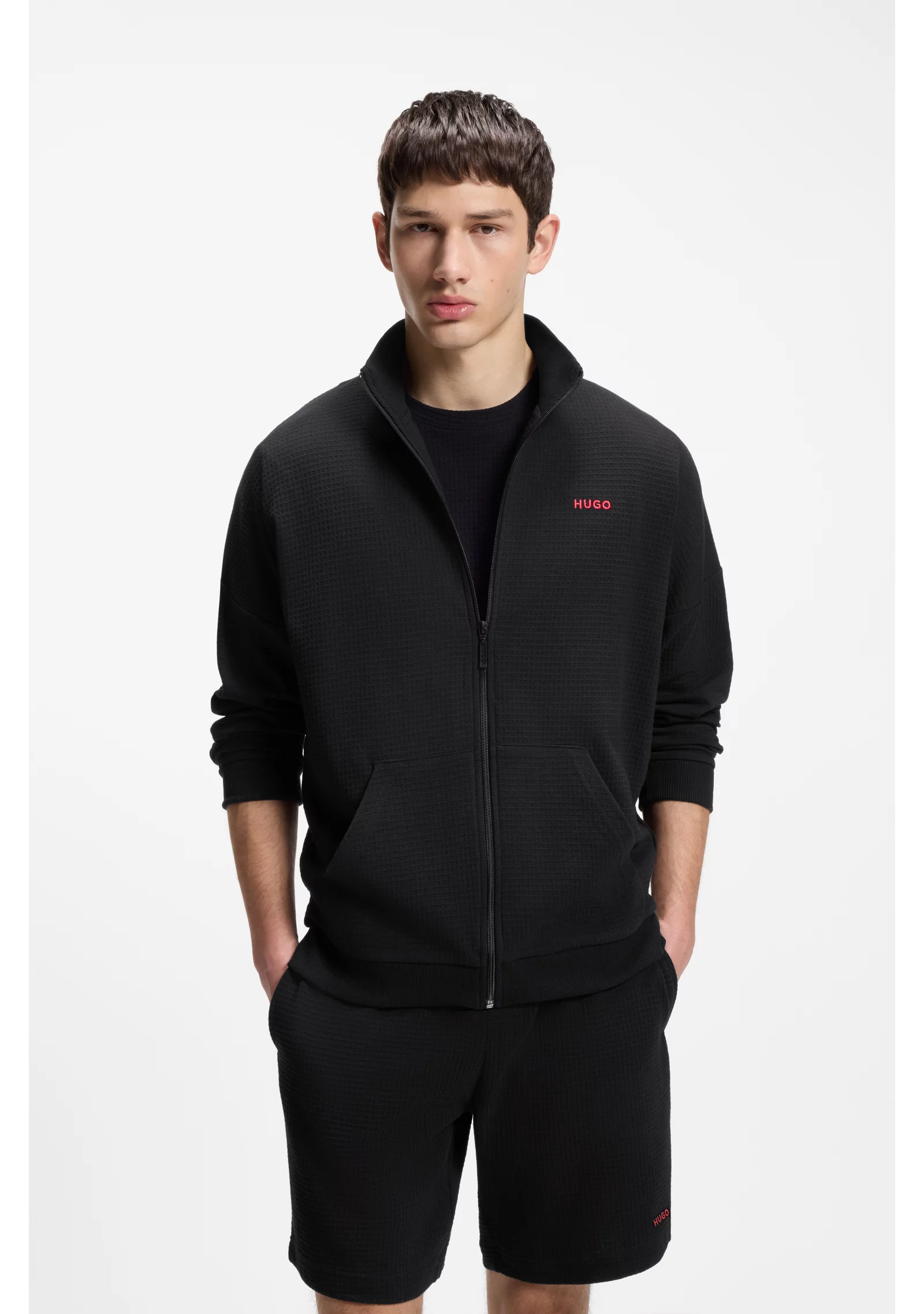 hbeu50556966_001_350 Relaxed-fit jacket in a waffle-structured cotton blend - Image 1