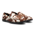 Semi-squared loafers with tonal hardware