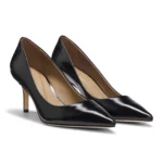 Heeled pumps in leather with debossed logo