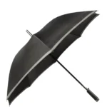 Umbrella with contrast canopy edge