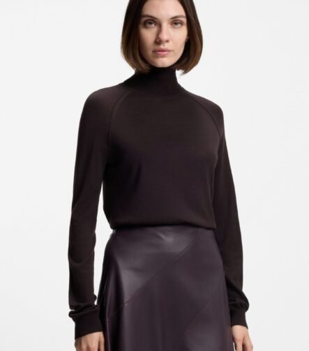 Slim-fit rollneck sweater in extra-fine merino wool, Dark Purple